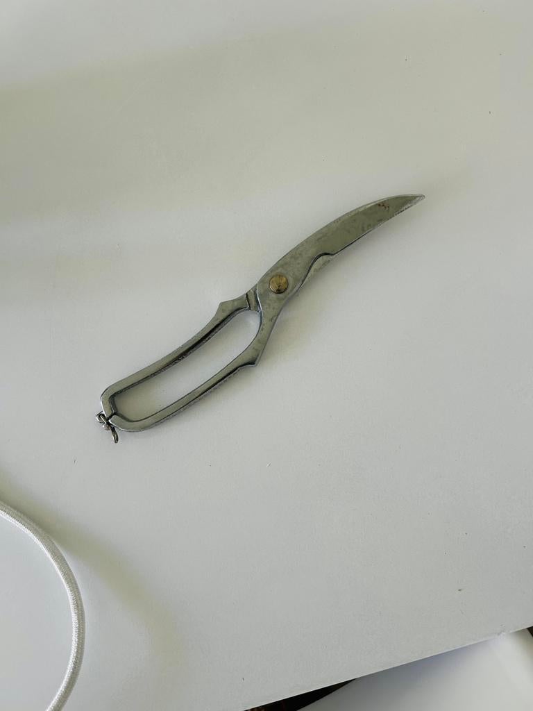 Mooi klusschaar, Ophalen of Verzenden, Zo goed als nieuw, 1200 watt of meer, Bandschuurmachine