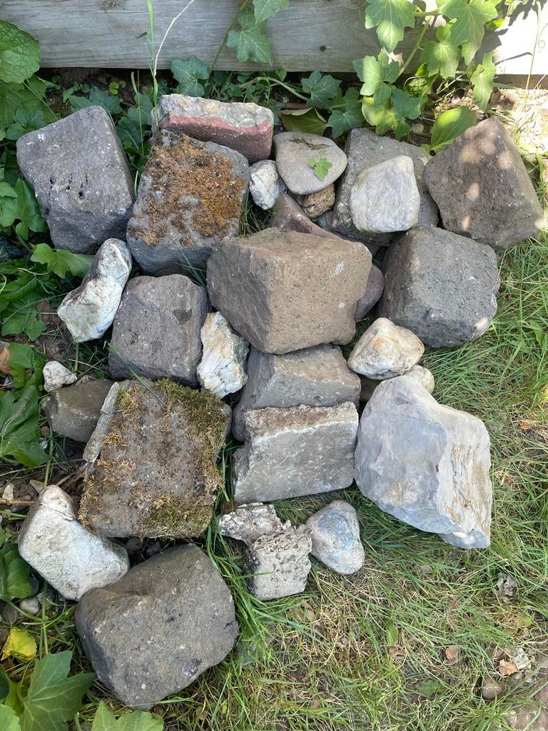 GRATIS stenen/keien voor border of vijver, Tuin en Terras, Grind, Keien en Split, Ophalen, Overige materialen, Zo goed als nieuw