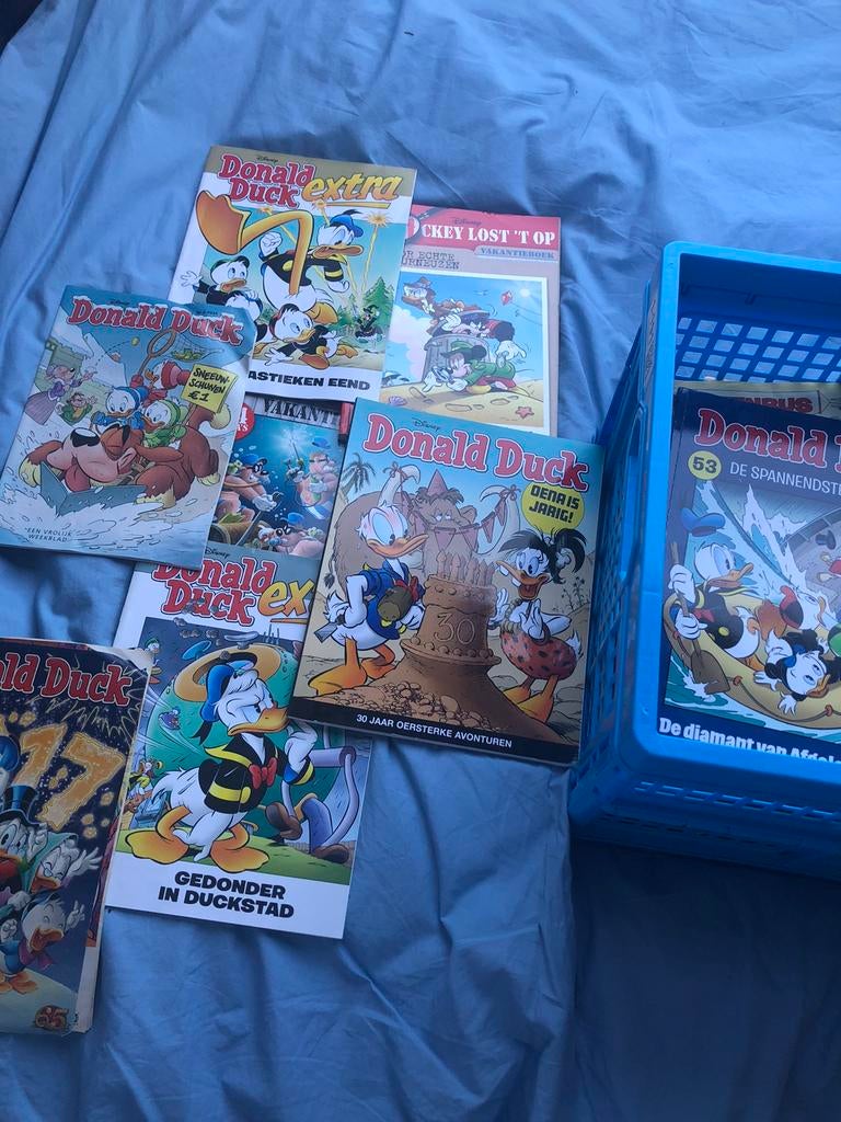 Krat Donald Ducks, Meerdere comics, Ophalen of Verzenden, Zo goed als nieuw, Europa