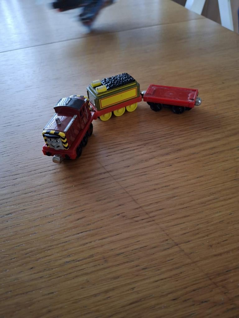 Thomas de trein losse treintjes, Ophalen