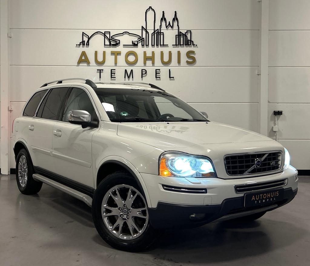 Volvo XC90 4.4 V8 Executive Automaat Airco Leder Led Trekhaa, Gebruikt, 8 cilinders, 138 €/maand, Wit
