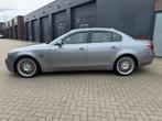 BMW 5-serie 525D High Executive AUTOMAAT/SCHUIFDAK/XENON/MEM, Auto's, Achterwielaandrijving, Gebruikt, Zwart, 2497 cc