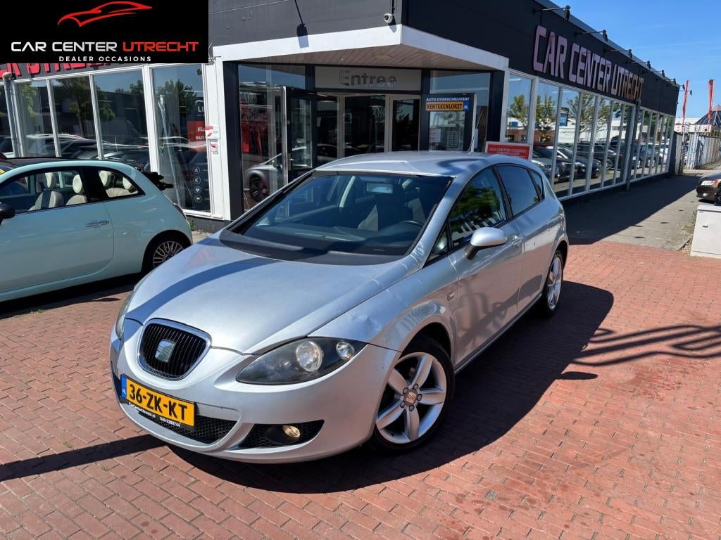 SEAT Leon 1.6 Streetstyle airco navi cruise control, Auto's, Seat, 13 km/l, Parkeersensor, Gebruikt, 4 cilinders