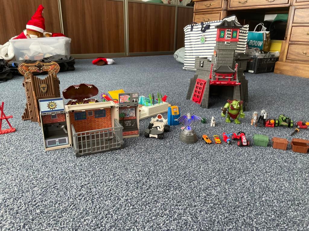 Playmobil kasteel + nog veel meer, Ophalen, Zo goed als nieuw, Complete set