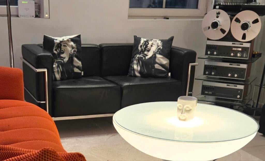 Cassina LC3 Le Corbusier 2 zit bank, Ophalen