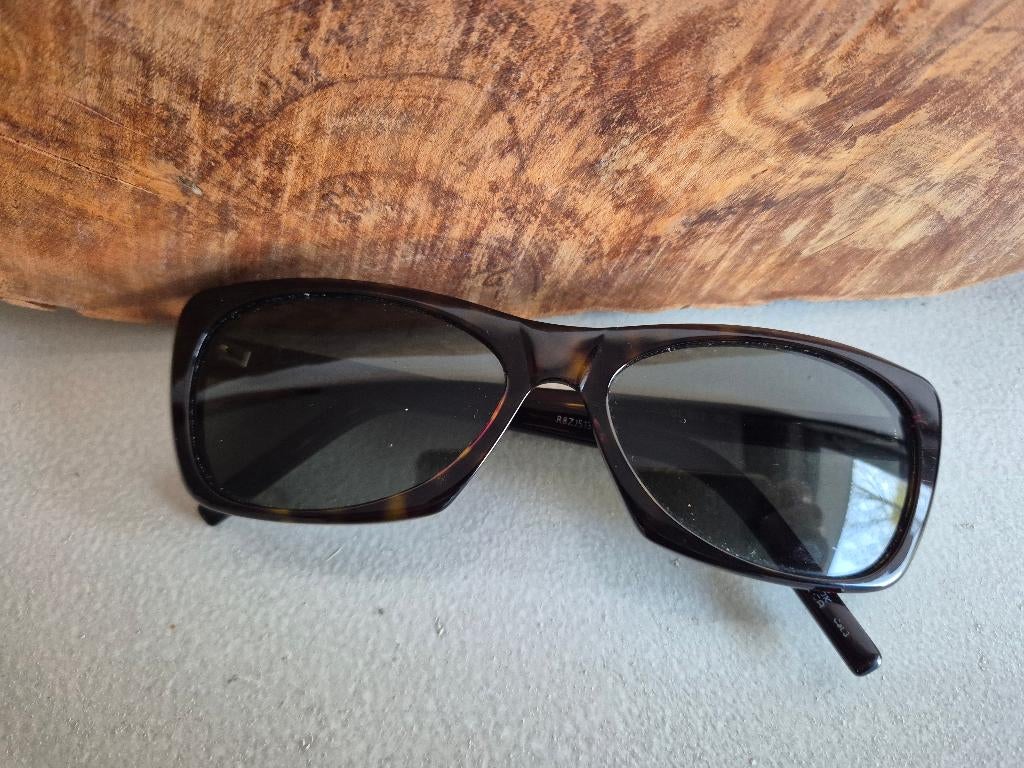 Zonnebril Saint Laurent SL 613 002, Overige merken, Gebruikt, Zwart, Ophalen of Verzenden