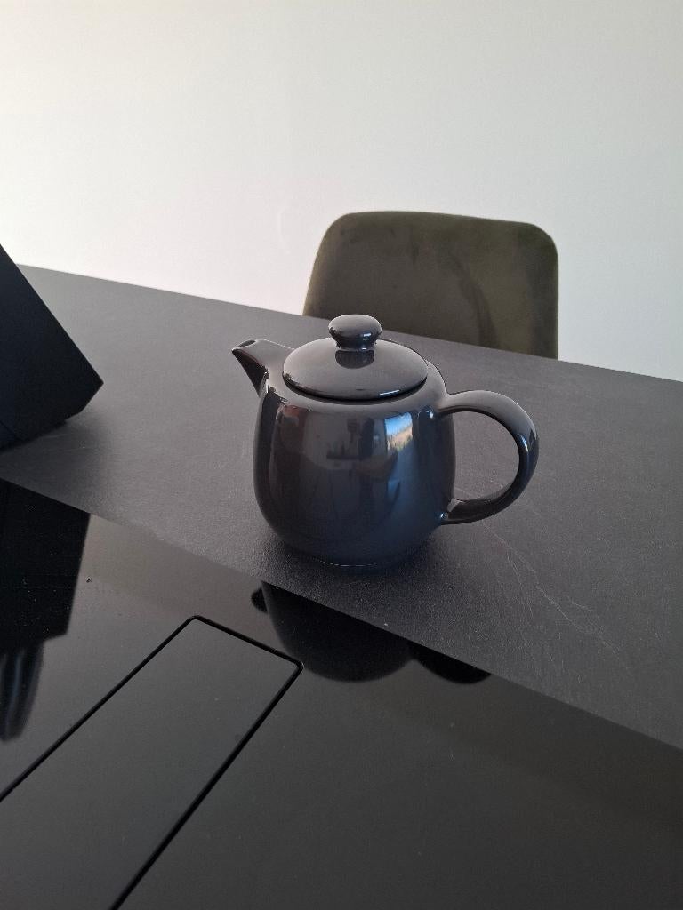 IKEA thee pot donkergrijs, Huis en Inrichting, Keuken | Servies, Ophalen, Overige typen, Zo goed als nieuw, Overige stijlen