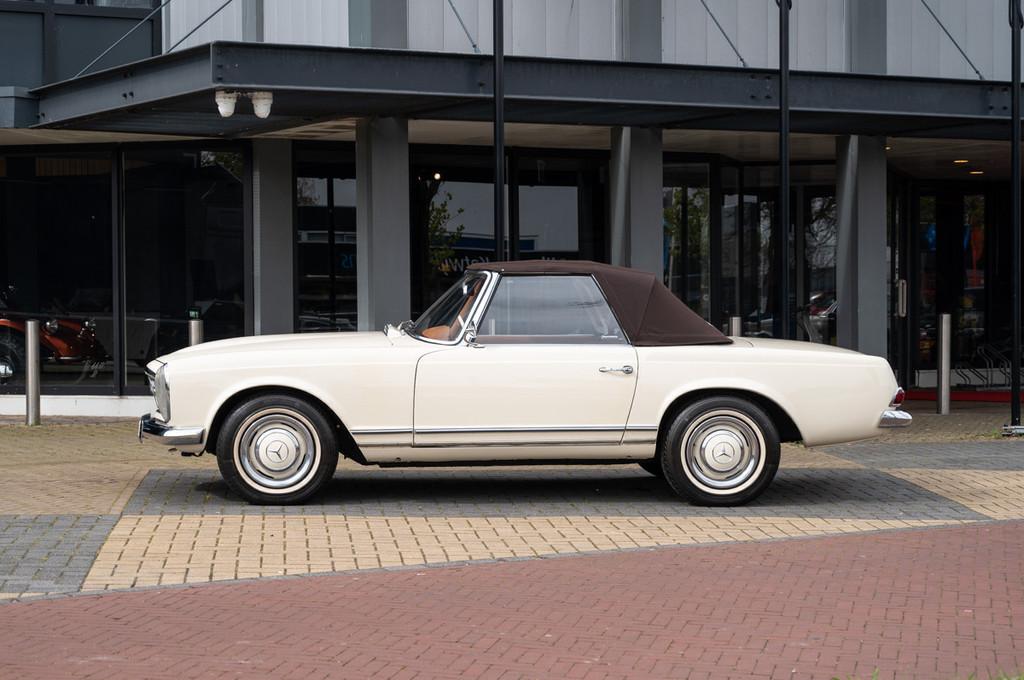 Mercedes-Benz SL-Klasse 230 SL Pagode W113 Automaat, Auto's, Automaat, 2306 cc, Overige kleuren, 2 stoelen
