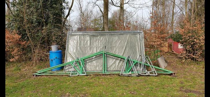 Metalen spanten - 3 stuks, 5m breed, 1.05m hoog, Doe-het-zelf en Verbouw, Metalen, Ophalen