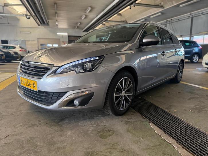 Peugeot 308 SW 1.2 PureTech Blue Lease Premium | Trekhaak |, Auto's, Peugeot, Bedrijf, Te koop, ABS, Achteruitrijcamera, Airbags