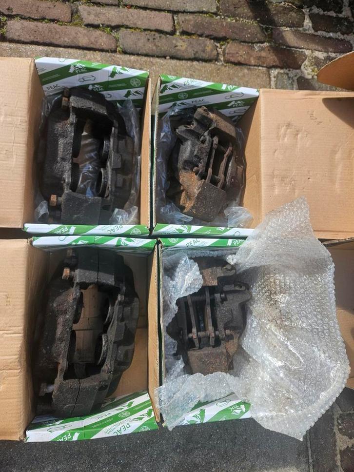 Land Rover Defender gebruikte remklauwen, Auto-onderdelen, Remmen en Aandrijving, Land Rover, Gebruikt, Ophalen