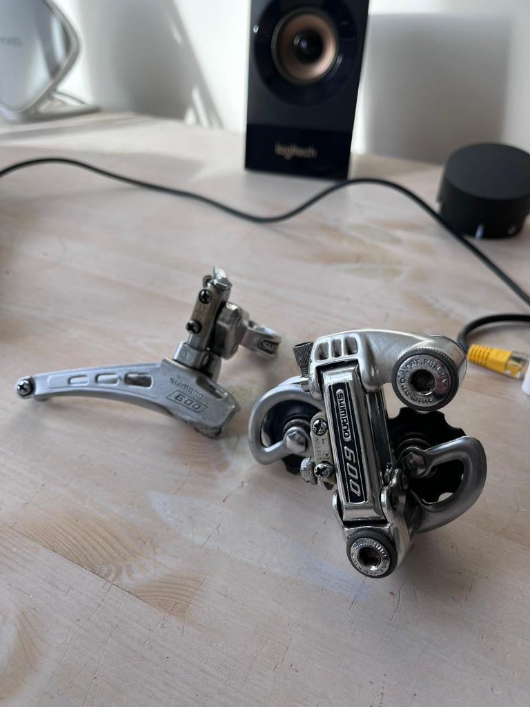 Shimano 600 1e generatie voor- en achterderailleur, Ophalen of Verzenden, Gebruikt
