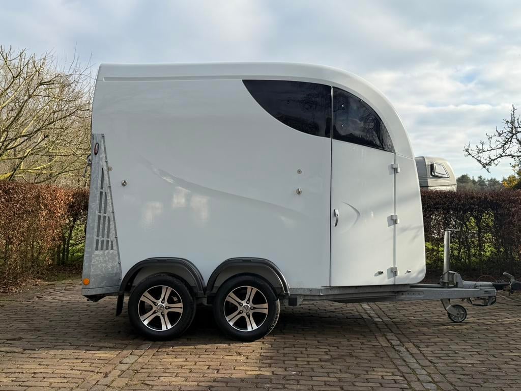 Zeer mooie bucker careliner vol in de opties, Dieren en Toebehoren, Paarden en Pony's | Trailers en Aanhangwagens, Ophalen, Duitsland