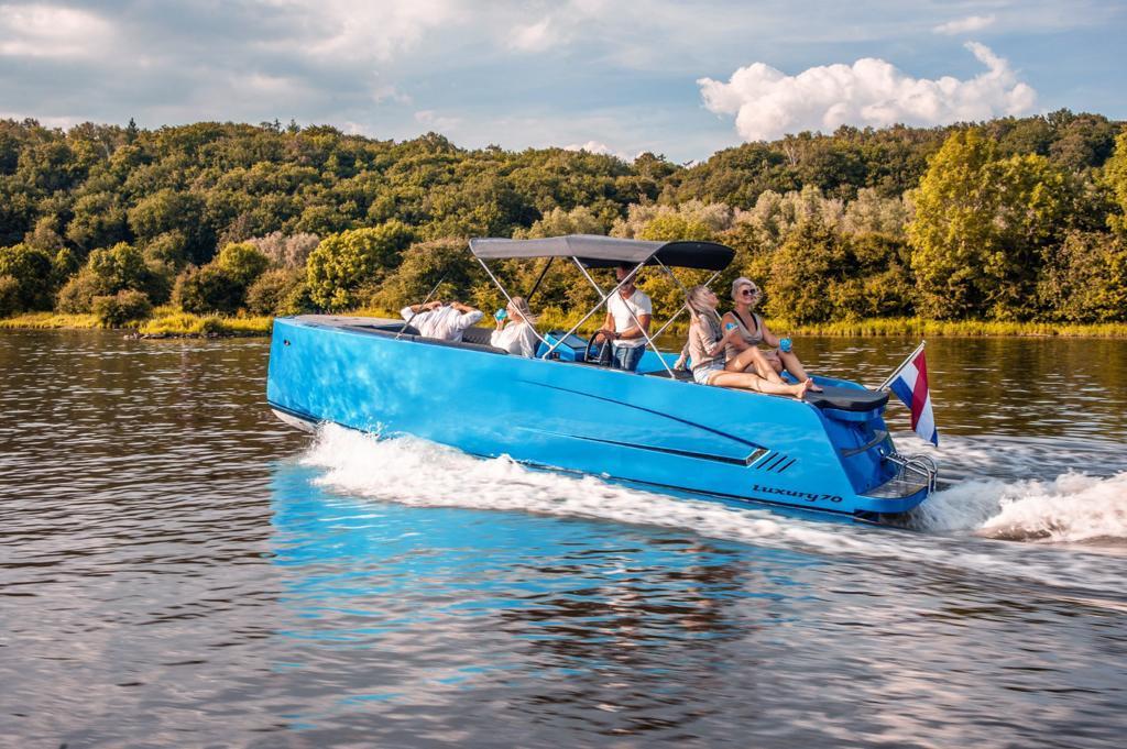 Luxury 70 (bj 2023), Watersport en Boten, Sloepen, 70 pk of meer, 6 meter of meer, Benzine, Nieuw