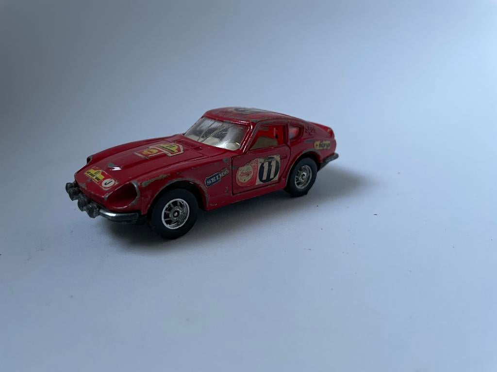 model is Datsun Nissan 240Z 240 Z, rally, Corgi Toys, 1/43, Hobby en Vrije tijd, Modelauto's | 1:43, Ophalen of Verzenden, Gebruikt