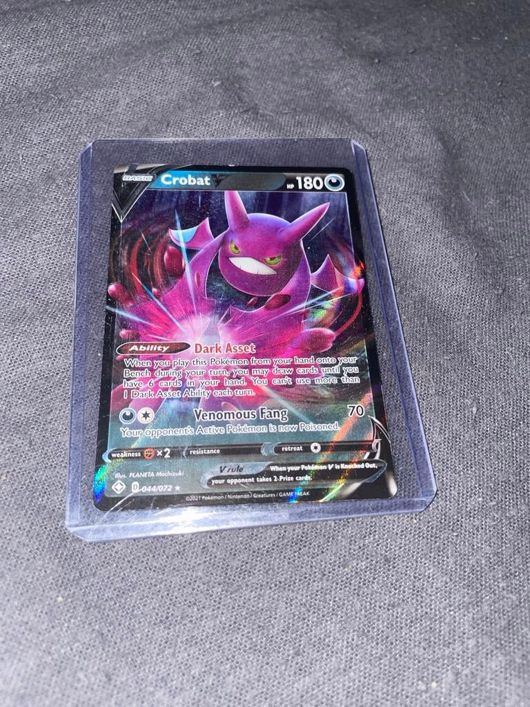 Pokémon Crobat V 044/072 - Zo goed als nieuw, Ophalen of Verzenden, Nieuw, Losse kaart