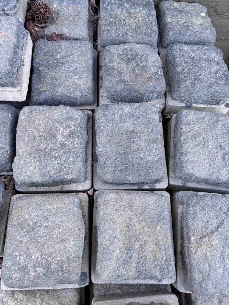 Betonklinkers Belgische kassei look (ongeveer 5m2), Ophalen, Gebruikt, Klinkers, 5 tot 10 m²