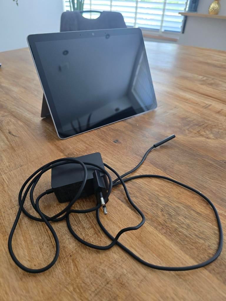 Microsoft Surface Go 2, Ophalen of Verzenden, Zo goed als nieuw, 10 inch, 64 GB