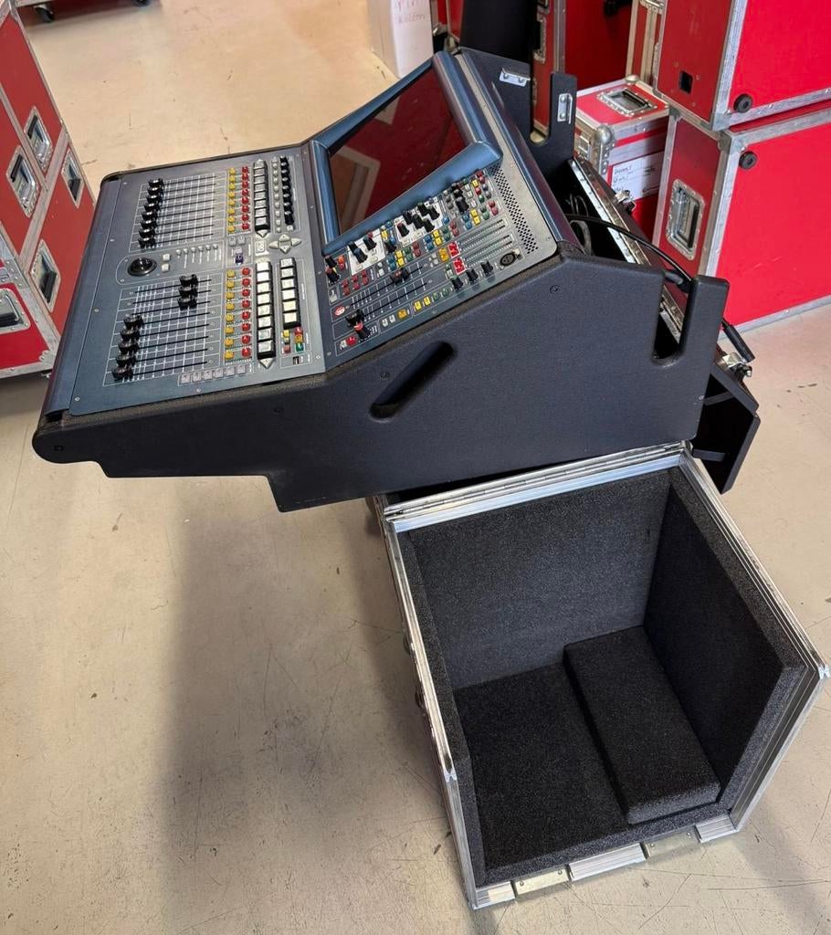 Midas Pro1 In luxe klap flightcase met uitneembare mixer bak, Ophalen, Midas, Midas, Midas