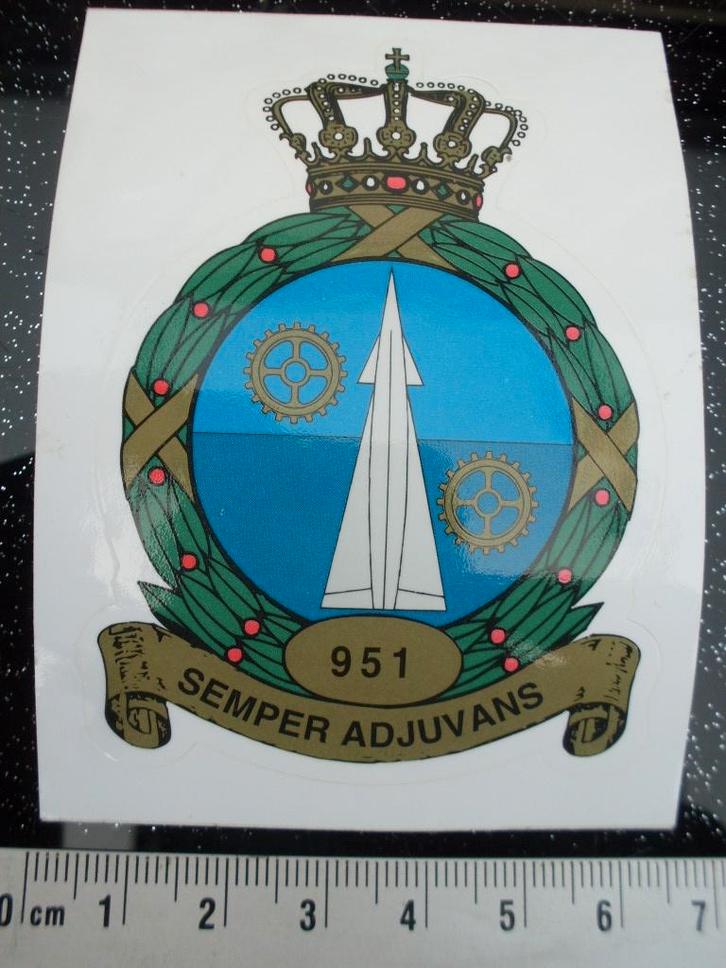 sticker squadron 951 semper adjuvans logo embleem leger, Verzamelen, Stickers, Zo goed als nieuw, Bedrijf of Vereniging, Verzenden