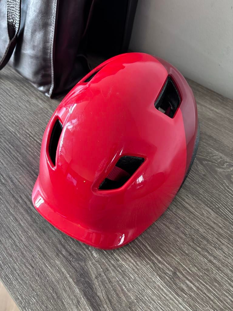 Fietshelm Btwin XS 48-52 cm rood, Ophalen, Zo goed als nieuw, XS, Jongen of Meisje