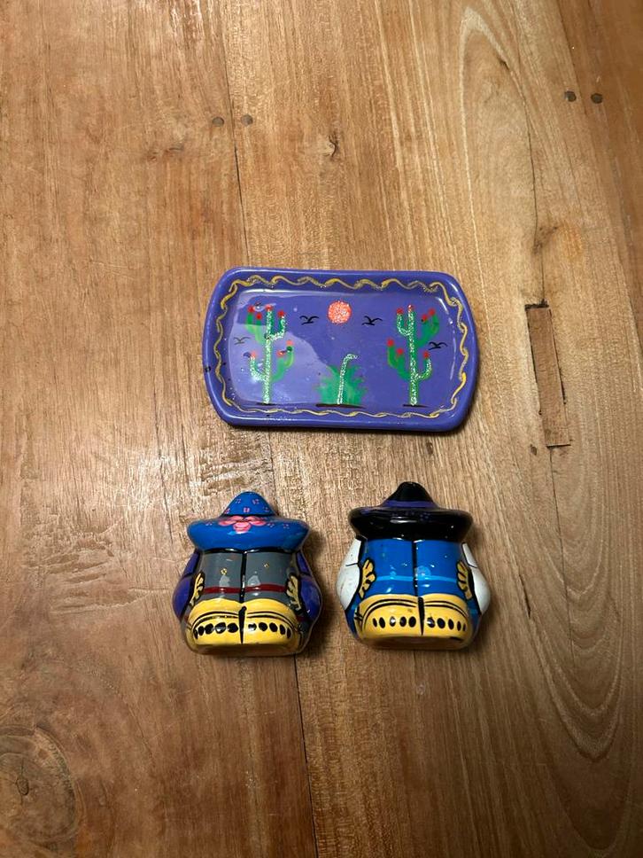 Leuke Mexicaanse peper- en zoutstel met schaaltje, Huis en Inrichting, Keuken | Servies, Gebruikt, Overige typen, Overige stijlen