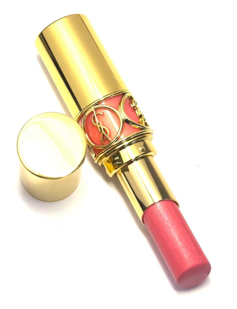 Yves Saint Laurent lipstick rouge volupte 32, Ophalen of Verzenden, Zo goed als nieuw, Rood, Lippen