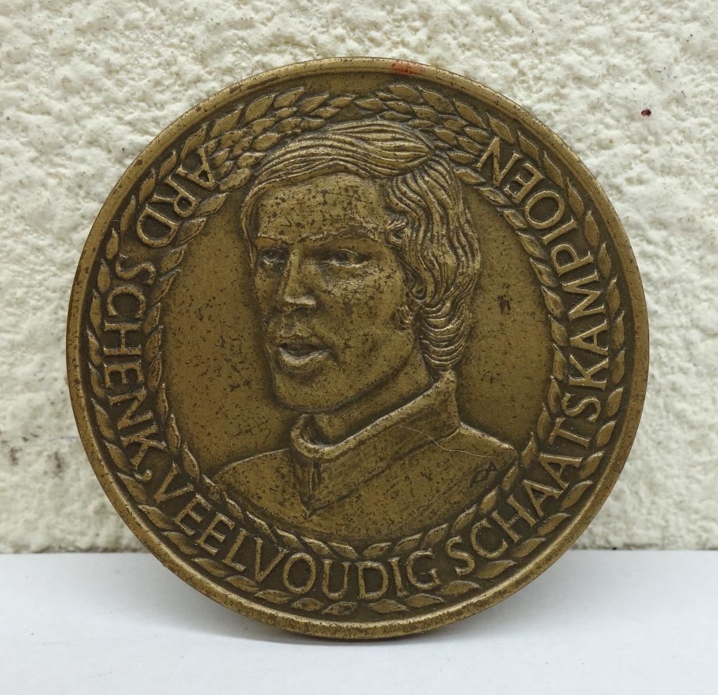 penning ard schenk 1972 schaatsen olympische spelen sapporo, Postzegels en Munten, Penningen en Medailles, Verzenden, Brons, Nederland