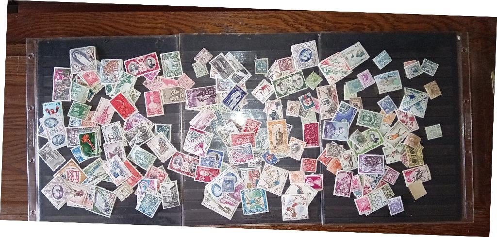 Monaco postzegels merendeel postfris  200 stuks €35,00, Verzenden, Postfris