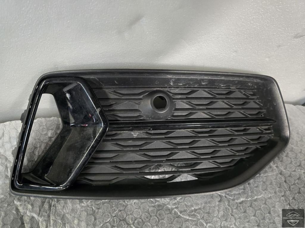 Audi A6 C8 4K 2018+2024 Voorbumper Rooster Rechts 4K0807682A, Gebruikt, AUDI AG, Auto-Union-Strasse 1
85045  Ingolstadt, DE, Kundenbetreuung@audi.de