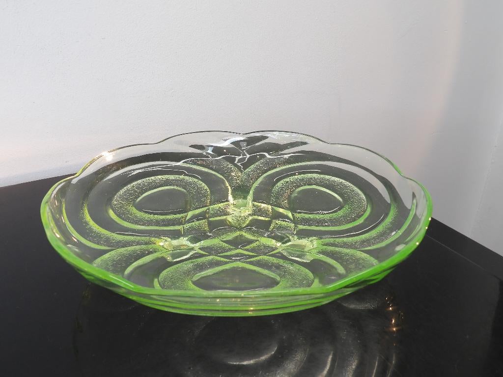 Art Deco Walther Uranium Glas Schaal, Ophalen of Verzenden