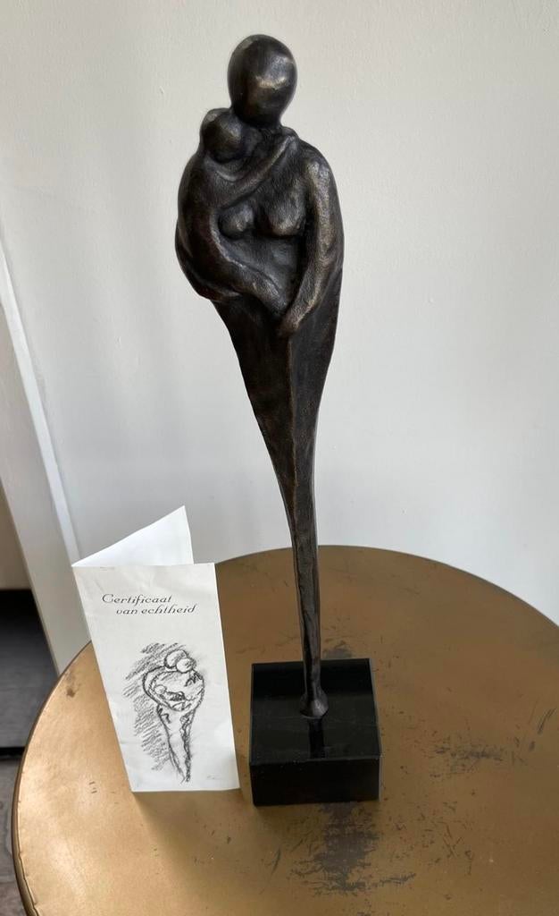 Sculptuur van Elly du Clou, Ophalen, Brons