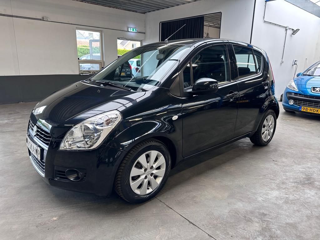 Suzuki Splash 1.2 Comfort|Automaat|Airco|Stoelverwarming, Auto's, Suzuki, 4 cilinders, Zwart, Bedrijf, Grijs