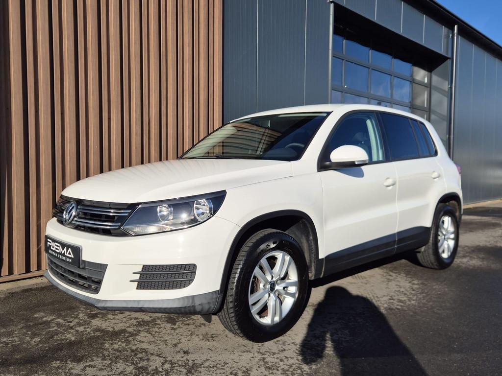 Volkswagen Tiguan 1.4 TSI Easyline 122pk | Navi | Trekhaak |, Voorwielaandrijving, Euro 5, Gebruikt, Zwart