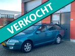 Skoda Octavia Combi 1.6 FSI Elegance APK AIRCO NAP CNTRL TRE, Auto's, Voorwielaandrijving, Gebruikt, 4 cilinders, 116 pk
