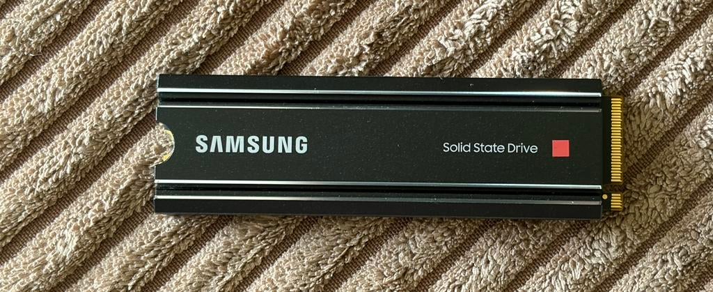 Samsung 980 Pro 2TB M.2 SSD met heatsink, Ophalen, Zo goed als nieuw