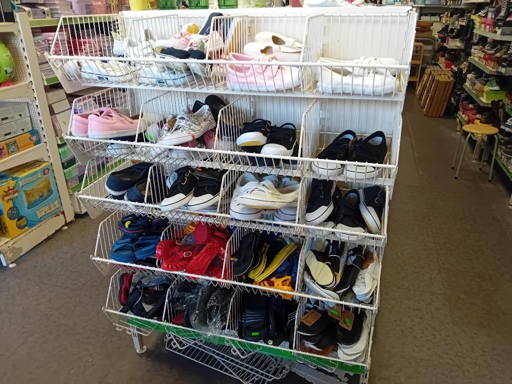 Partij 140paar schoentjes, Ophalen, Nieuw