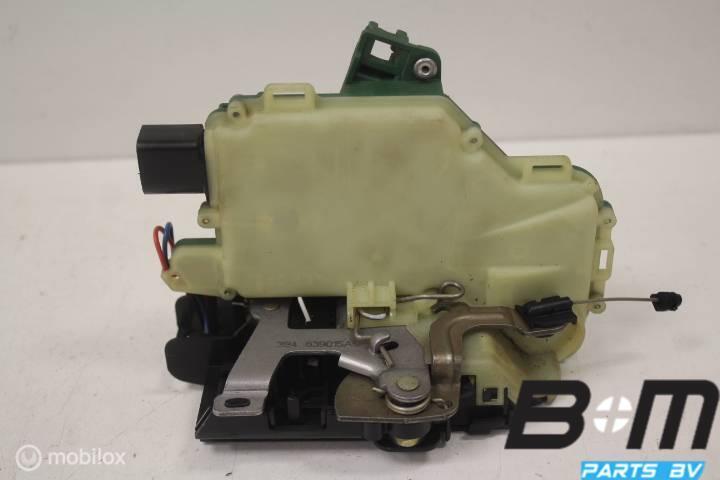 Portierslot links achter Volkswagen Bora 3B4839015AE, Auto-onderdelen, Interieur en Bekleding, Gebruikt