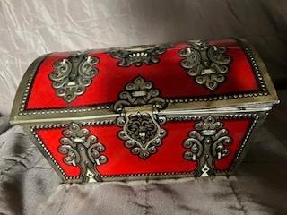 Oud decoratief blik Victoria biscuits - schatkist - vintage, Verzamelen, Blikken, Gebruikt, Overige, Overige merken, Verzenden