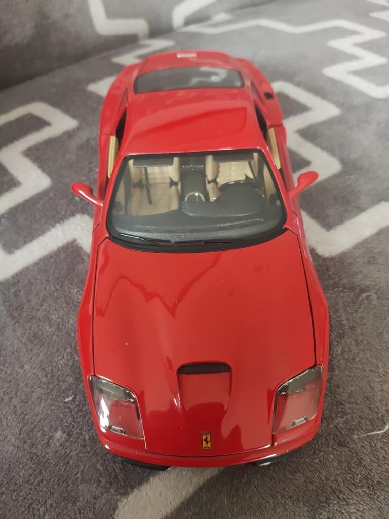 Ferrari 550 Maranello (1996)1:18 Bburago, Ophalen of Verzenden, Zo goed als nieuw, Auto, Bburago