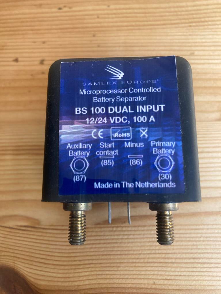 Samlex BS 100 (cyrix-ct) 12/24v - 100A scheidingsrelais, Ophalen of Verzenden, Zo goed als nieuw