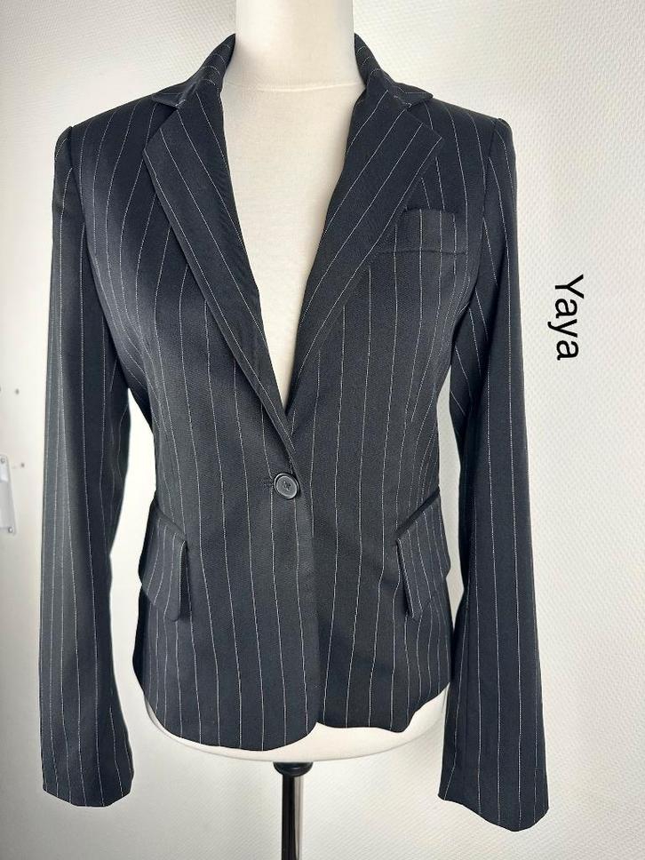 Yaya Blazer  (mt: 38) 12,1/9137, Kleding | Dames, Jasjes, Kostuums en Pakken, Zo goed als nieuw, Maat 38/40 (M), Grijs, Ophalen of Verzenden