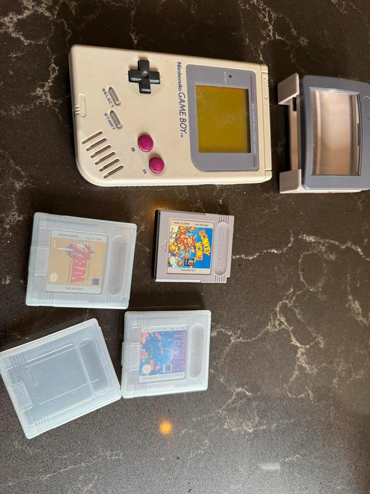 Nintendo Game Boy Classic met 3 spellen (werking onbekend), Spelcomputers en Games, Spelcomputers | Nintendo Game Boy, Niet werkend
