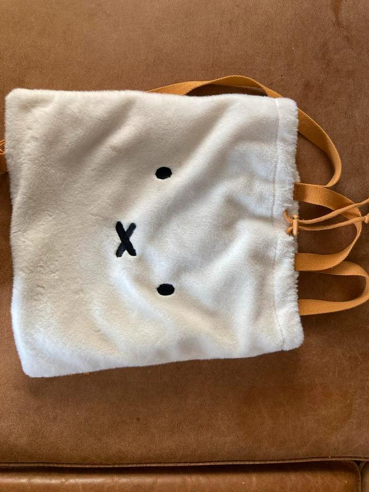 Nijntje rugtas, Sieraden, Tassen en Uiterlijk, Tassen | Rugtassen, Gebruikt, Overige merken, 25 tot 40 cm, 30 tot 45 cm, Ophalen of Verzenden