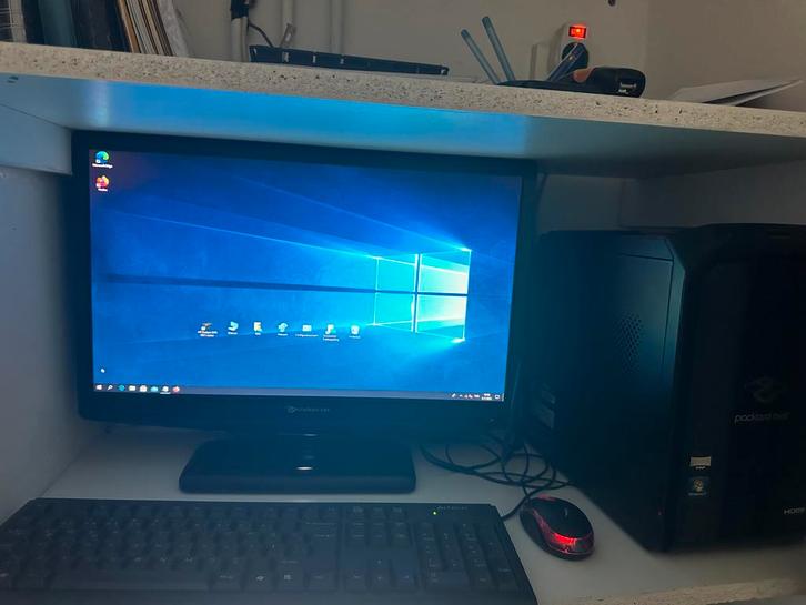 Packard Bell Desktop PC met Windows 10 en monitor, Computers en Software, Desktop Pc's, Gebruikt, Minder dan 2 Ghz, HDD, 4 GB