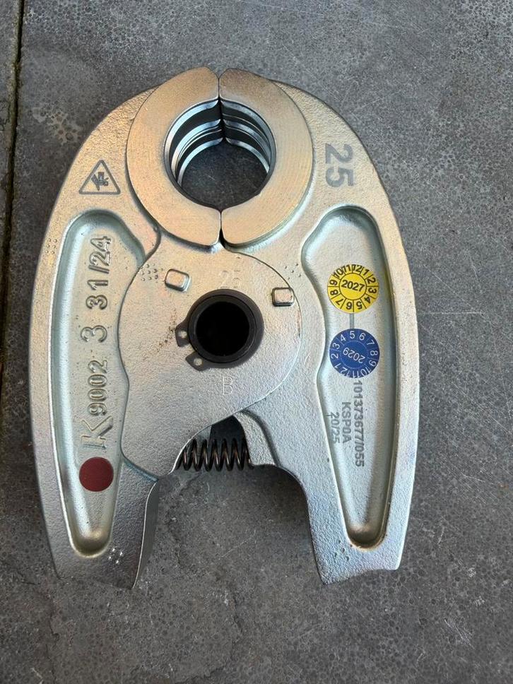 Uponor persbek 25 nieuw, Doe-het-zelf en Verbouw, Gereedschap | Machine-onderdelen en Toebehoren, Nieuw, Ophalen