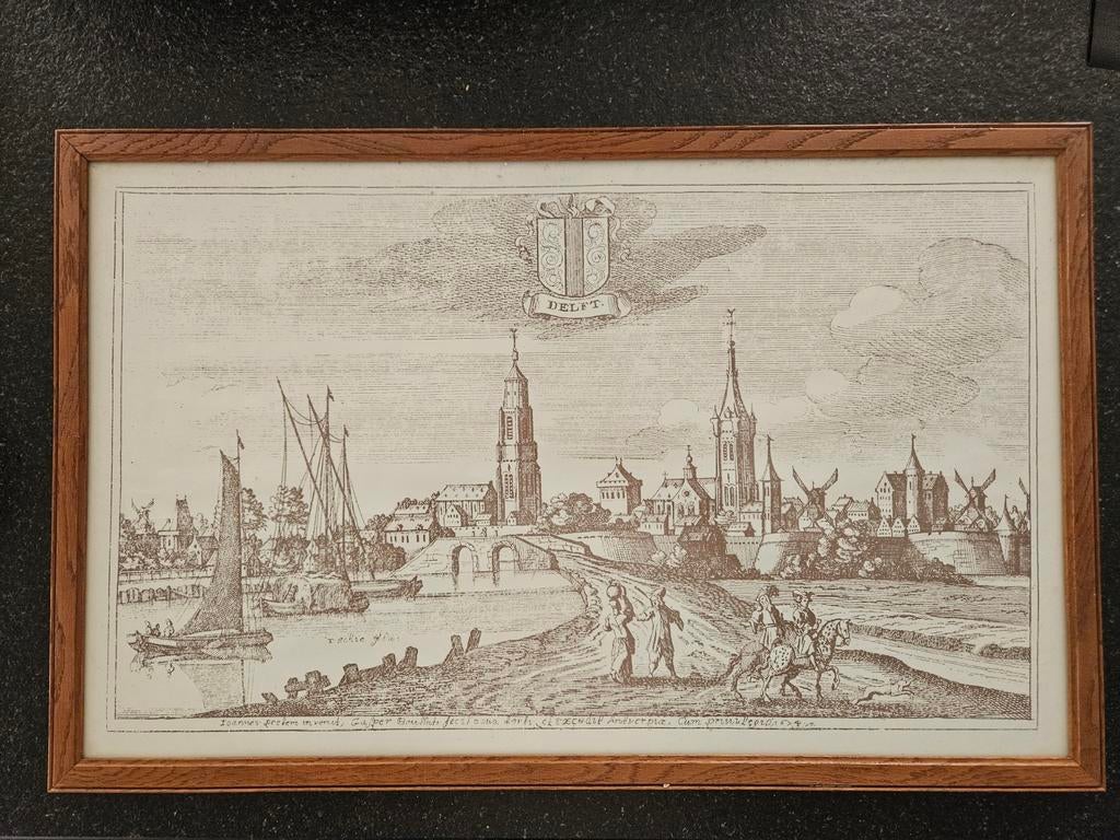 Oude prent van de Grote Kerk in Delft, ingelijst, Antiek en Kunst, Kunst | Etsen en Gravures, Ophalen