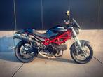 Ducati Monster M695 - topstaat incl veel extra's, Motoren, Motoren | Ducati, 2 cilinders, Sportuitlaat, Bedrijf, Meer dan 35 kW