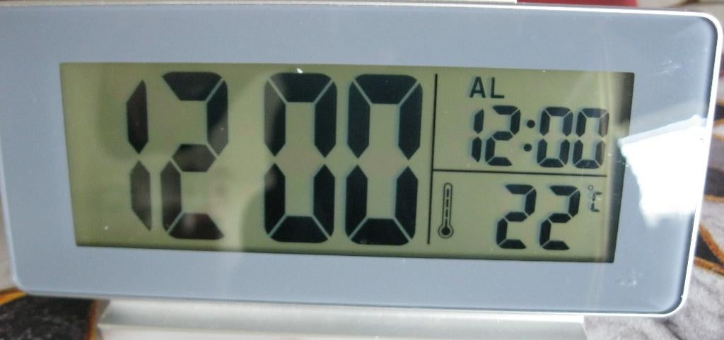 wekker en / of klokje, Witgoed en Apparatuur, Wekkers, Ophalen, Zo goed als nieuw, Digitaal