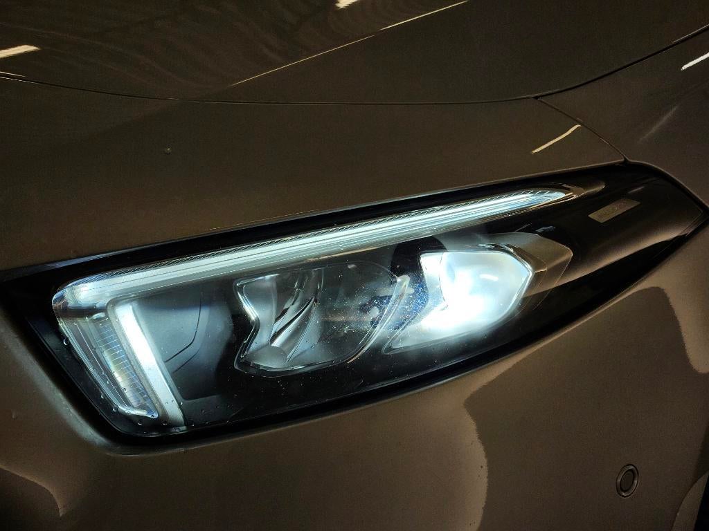 Mercedes-Benz A-Klasse 180 Business Solution AMG | Panoramad, Auto's, 136 pk, Gebruikt, 4 cilinders, Origineel Nederlands